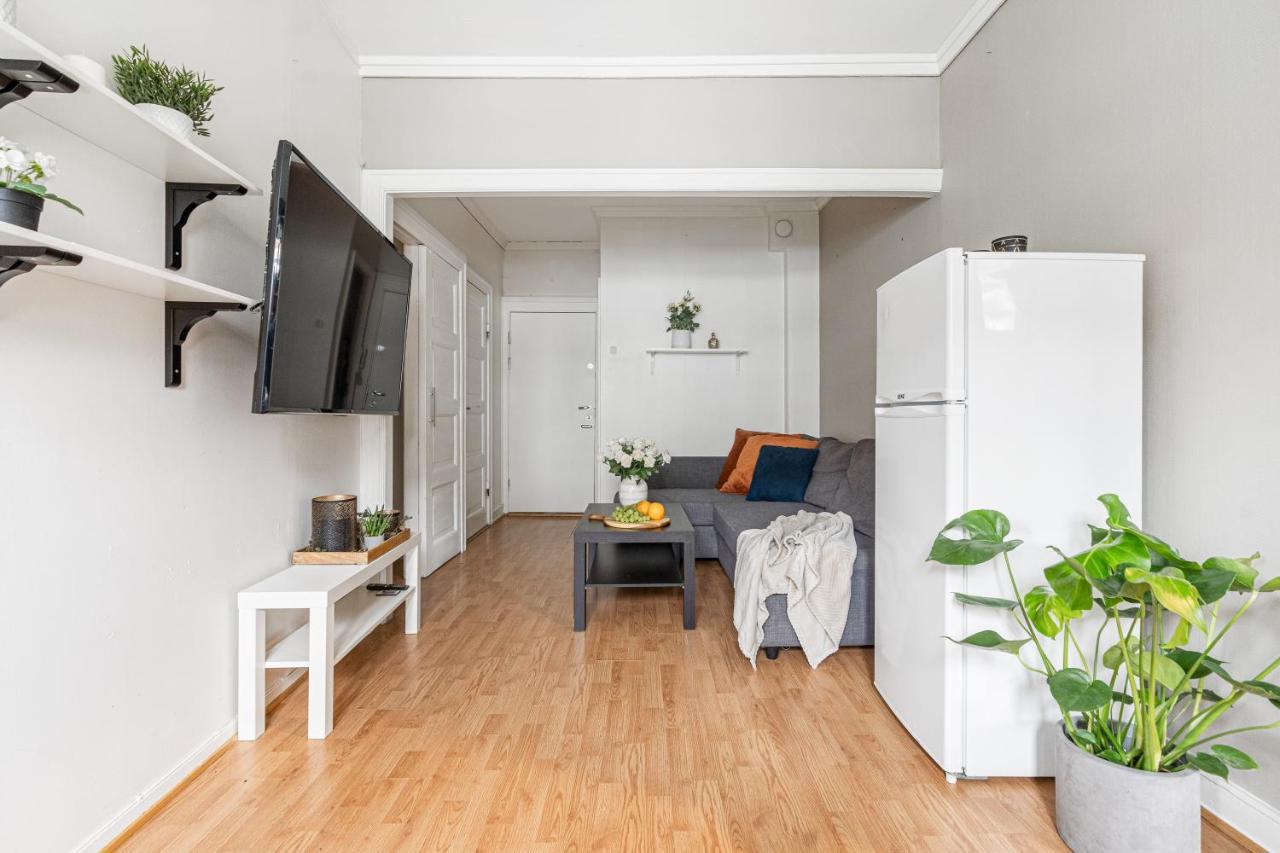 Small And Cheap - 6 Ppl - Super Central - Balcony 오슬로 외부 사진